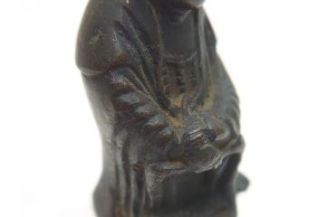  	江戸期　古い仏像など5点(置物、オブジェ、古銅、古玩、観音像、チベット像?)(R-062992)