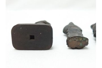  	江戸期　古い仏像など5点(置物、オブジェ、古銅、古玩、観音像、チベット像?)(R-062992)