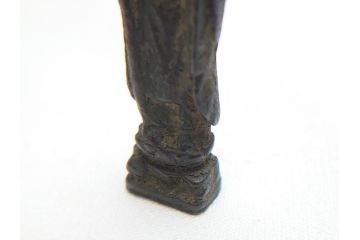  	江戸期　古い仏像など5点(置物、オブジェ、古銅、古玩、観音像、チベット像?)(R-062993)