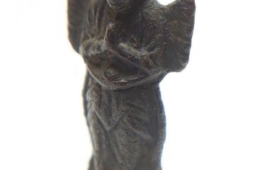  	江戸期　古い仏像など5点(置物、オブジェ、古銅、古玩、観音像、チベット像?)(R-062993)