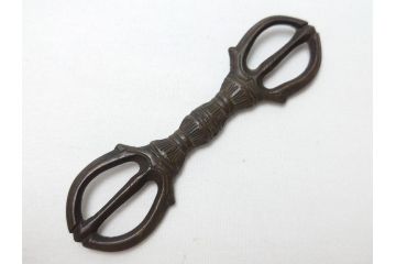 時代物　密教法具　金剛鈴　五鈷杵　三鈷杵　仏具3点セット(金剛杵、ヴァジュラ、ドルジェ、お守り、仏教美術)(R-062995)