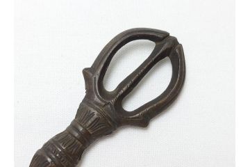 時代物　密教法具　金剛鈴　五鈷杵　三鈷杵　仏具3点セット(金剛杵、ヴァジュラ、ドルジェ、お守り、仏教美術)(R-062995)