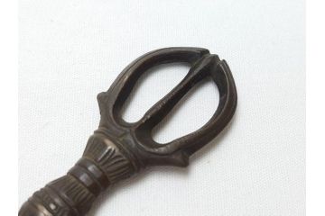 時代物　密教法具　金剛鈴　五鈷杵　三鈷杵　仏具3点セット(金剛杵、ヴァジュラ、ドルジェ、お守り、仏教美術)(R-062995)