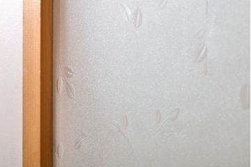 アンティーク建具　ペイント仕上げ限定　昭和レトロな雰囲気漂うガラス戸1枚(引き戸、建具)(R-063000)