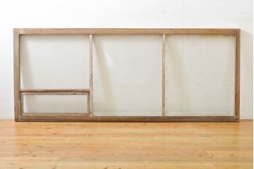 アンティーク建具　シンプルなデザインで使いやすい小窓付きガラス欄間1枚(明かり取り、明り取り、窓、建具)(R-063023)