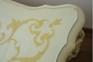 中古　イタリア高級家具　SILIK(シリック)　特大!!エレガントな空間づくりにおすすめの8人掛けダイニングテーブル(6人掛け、食卓)(定価約200万円)(R-063024)