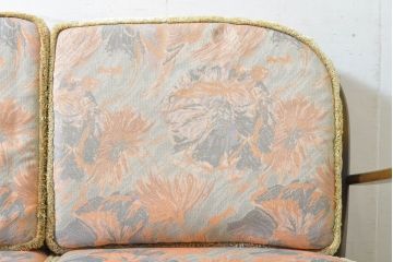 イギリスビンテージ　ERCOL(アーコール)　淡い色味のファブリックが上品な3人掛けソファ(ヴィンテージ、三人掛け、アームソファ、英国、北欧)(R-063033)