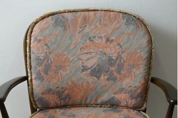 イギリスビンテージ　ERCOL(アーコール)　贅沢な一人の時間におすすめの1人掛けソファ　(R-063035)