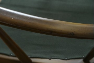 イギリスビンテージ　ERCOL(アーコール)　贅沢な一人の時間におすすめの1人掛けソファ　(R-063035)