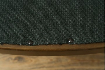 イギリスビンテージ　ERCOL(アーコール)　贅沢な一人の時間におすすめの1人掛けソファ　(R-063035)