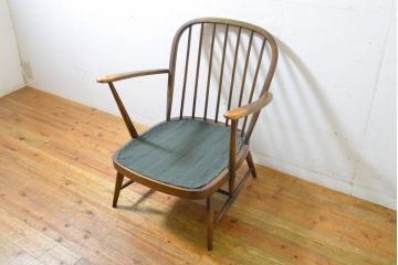 イギリスビンテージ　ERCOL(アーコール)　贅沢な一人の時間におすすめの1人掛けソファ(ヴィンテージ、一人掛け、チェア、椅子、アームチェア、英国、北欧)(R-063036)