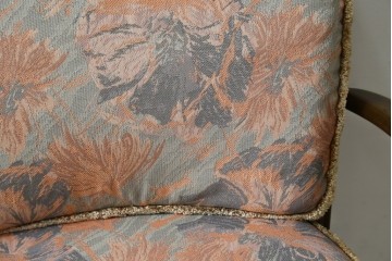 イギリスビンテージ　ERCOL(アーコール)　贅沢な一人の時間におすすめの1人掛けソファ　(R-063036)