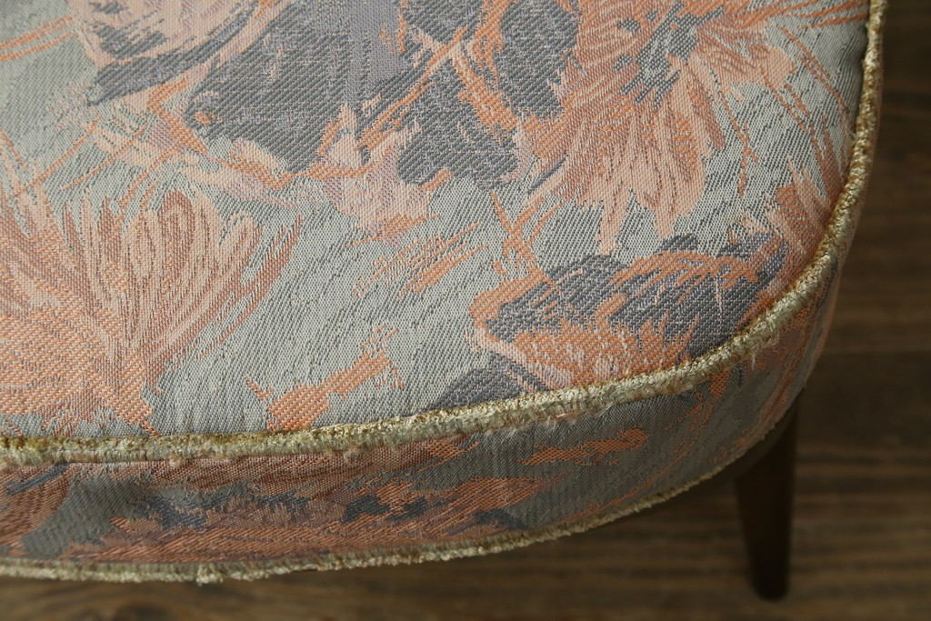 イギリスビンテージ　ERCOL(アーコール)　贅沢な一人の時間におすすめの1人掛けソファ　(R-063036)