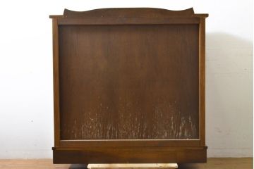 中古　美品　北海道旭川家具　山室家具製作所　砂田充敏 作　オーク材　タイルトップがアクセントのチェスト(洋服タンス、引き出し)(定価約25万円)(R-063044)