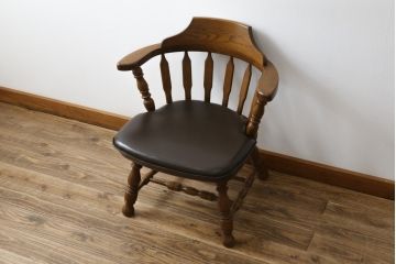 和製ビンテージ　高島屋　ナラ材　座面低め　本革クッション付き!男前な雰囲気漂うスモーカーズボウチェア(板座チェア、ダイニングチェア、アームチェア、椅子、イス、ヴィンテージ、レザー)(R-063046)