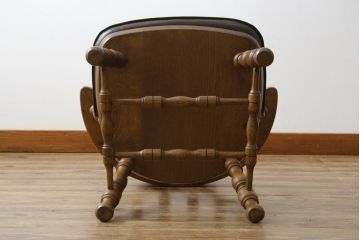 和製ビンテージ　高島屋　ナラ材　座面低め　本革クッション付き!男前な雰囲気漂うスモーカーズボウチェア(板座チェア、ダイニングチェア、アームチェア、椅子、イス、ヴィンテージ、レザー)(R-063046)