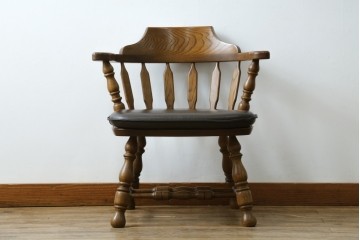 和製ビンテージ　高島屋　ナラ材　座面低め　本革クッション付き!男前な雰囲気漂うスモーカーズボウチェア　(R-063047)