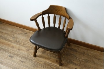 和製ビンテージ　高島屋　ナラ材　座面低め　本革クッション付き!男前な雰囲気漂うスモーカーズボウチェア　(R-063047)