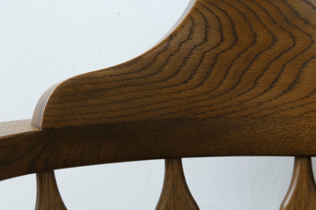 和製ビンテージ　高島屋　ナラ材　座面低め　本革クッション付き!男前な雰囲気漂うスモーカーズボウチェア　(R-063047)