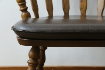 和製ビンテージ　高島屋　ナラ材　座面低め　本革クッション付き!男前な雰囲気漂うスモーカーズボウチェア　(R-063047)