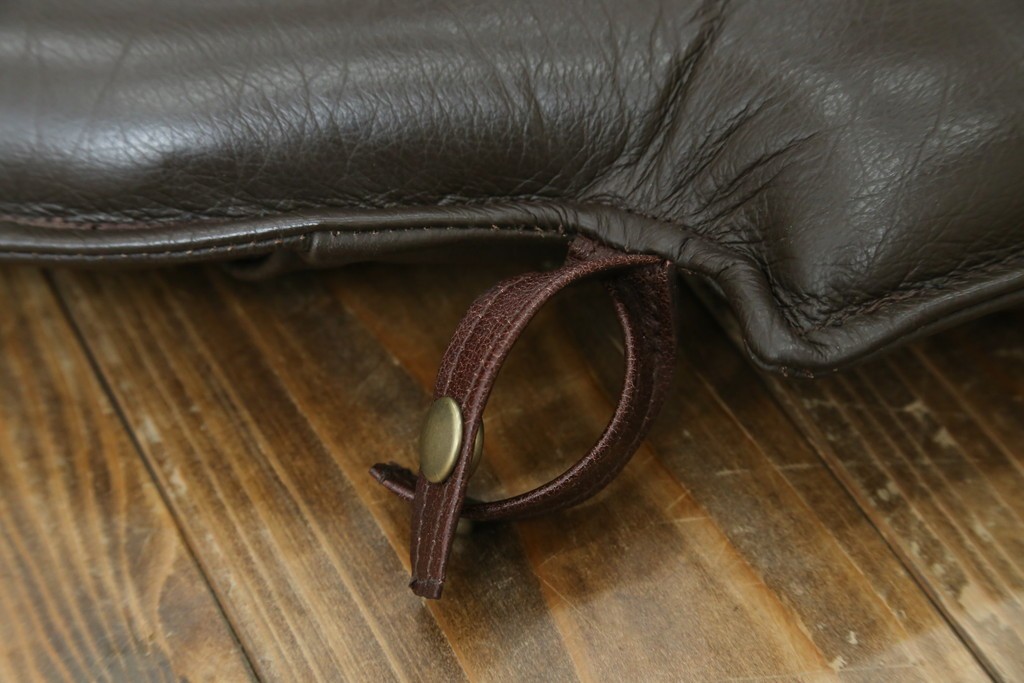 和製ビンテージ　高島屋　ナラ材　座面低め　本革クッション付き!男前な雰囲気漂うスモーカーズボウチェア　(R-063047)