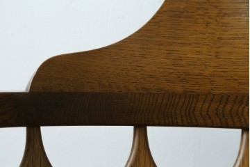 和製ビンテージ　高島屋　ナラ材　座面低め　本革クッション付き!男前な雰囲気漂うスモーカーズボウチェア　(R-063048)