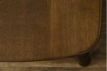 和製ビンテージ　高島屋　ナラ材　座面低め　本革クッション付き!男前な雰囲気漂うスモーカーズボウチェア　(R-063048)