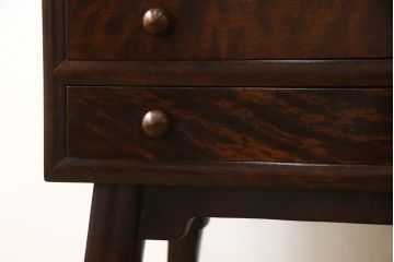 中古　松本民芸家具　末広がりの脚がおしゃれなサイドチェスト(飾り台、サイドテーブル、サイド卓、リビングボード、引き出し)(定価約25万円)(R-063051)