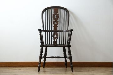 中古　松本民芸家具　#44A型　シックな色合いとクラシカルな佇まいが魅力のウィンザーチェア(ウインザーチェア、アームチェア、板座チェア、ダイニングチェア、椅子、イス)(定価約20万円)(R-063053)