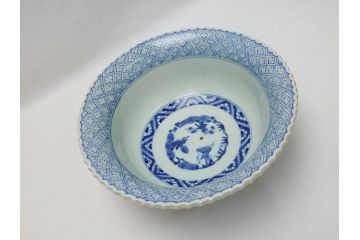江戸期　古伊万里　染付　6.7寸　約20cm　松竹梅文　人物・唐人図　寿字　稜花型　深鉢(六寸七分、和食器)(R-063058)