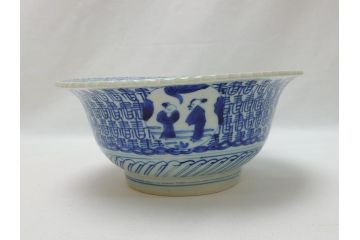 江戸期　古伊万里　染付　6.7寸　約20cm　松竹梅文　人物・唐人図　寿字　稜花型　深鉢(六寸七分、和食器)(R-063058)