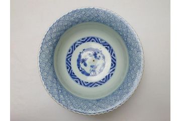 江戸期　古伊万里　染付　6.7寸　約20cm　松竹梅文　人物・唐人図　寿字　稜花型　深鉢(六寸七分、和食器)(R-063058)