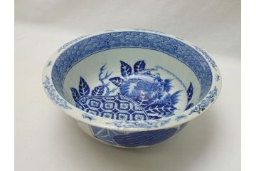  	江戸期　古伊万里　染付　8寸　約24cm　二重角福　花蝶図　波紋　深鉢(八寸、和食器)(R-063059)
