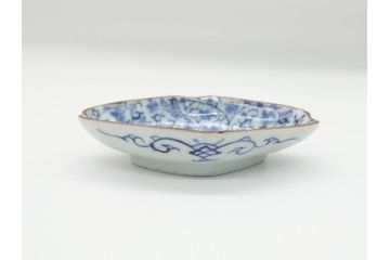上手物　江戸期　古伊万里　染付　花唐草文　菱形　3.3寸　約10cm　変形皿6枚セット(三寸三分、小皿、和皿、ひし形、五弁花、和食器)(R-063074)
