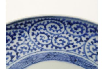  	江戸期　古伊万里　染付　蛸唐草　見込み松竹梅文　富貴長春　6.7寸　約20cm　中皿2枚セット(六寸七分、和皿、和食器)(R-063075)