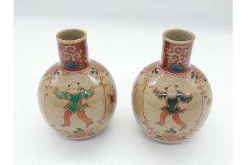 大正〜昭和初期　古代寫九谷焼　納賀花山　色絵　金彩　唐子図　花瓶2点セット(共箱付き、花山造、花山堂、花器、花入、和食器)(R-063078)