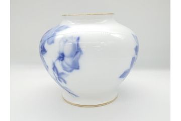 大倉陶園(OKURA、OAC)　ブルーローズ　49A/8011　20cm　エレガントな空間を演出する花生(共箱付き、花器、花瓶、花入、フラワーベース、白磁)(定価38,500円)(R-063080)