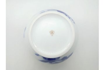大倉陶園(OKURA、OAC)　ブルーローズ　49A/8011　20cm　エレガントな空間を演出する花生(共箱付き、花器、花瓶、花入、フラワーベース、白磁)(定価38,500円)(R-063080)