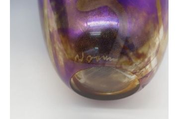 イギリス　ガラス職人　Norman Stuart Clarke(ノーマン・スチュアート・クラーク)　花器2点セット(花瓶、香水瓶(栓なし)?、アートガラス)(R-063092)