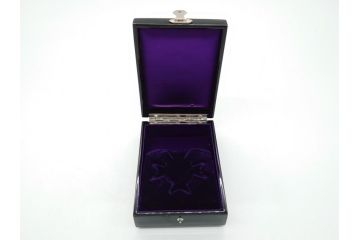 古い勲章　勲三等瑞宝章　正章　略綬(ケース付き)(R-063093)