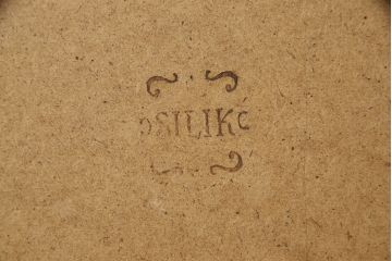 中古　イタリア　SILIK(シリック)　ロココ調の細やかで豪華な彫刻が見事!エレガントなお部屋づくりにおすすめのウォールミラー(壁掛け鏡、姿見)(定価約60万円)(R-063099)
