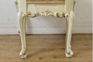 中古　イタリアブランド家具　SILIK(シリック)　細部まで凝った造りが美しいチェア(椅子、イス、サロンチェア)(R-063103)