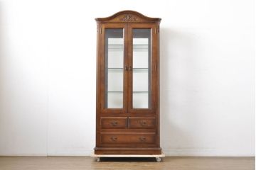 中古　美品　北海道旭川家具　山室家具製作所　佐藤弘司作　オーク35(OAK35)シリーズ　品のある雰囲気を醸し出すキュリオケース(キャビネット、ガラスケース、コレクションケース、飾り棚、戸棚、収納棚)(定価約35万円)(R-063110)
