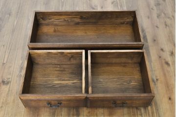 中古　美品　北海道旭川家具　山室家具製作所　佐藤弘司作　オーク35(OAK35)シリーズ　品のある雰囲気を醸し出すキュリオケース(キャビネット、ガラスケース、コレクションケース、飾り棚、戸棚、収納棚)(定価約35万円)(R-063110)