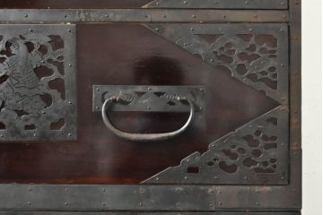 和製アンティーク　明治〜大正　漆のきれいな総桐佐渡八幡箪笥(佐渡箪笥、和タンス、時代箪笥、衣装箪笥、桐たんす、収納箪笥)(R-063121)