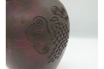 斑紫銅　葡萄文　独特な発色に魅せられる双耳花入(在銘、紫斑銅、花生、花瓶、花器)(R-063125)