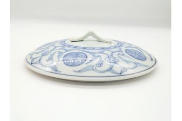幕末　伊万里　染付　線描　草花文　丸　直径5.2寸　約16cm　三段重(重箱、陶器、和食器、五寸二分)(R-063128)