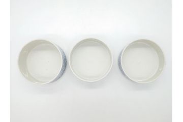 幕末　伊万里　染付　線描　草花文　丸　直径5.2寸　約16cm　三段重(重箱、陶器、和食器、五寸二分)(R-063128)