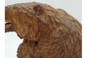 銘無し　木のぬくもりが感じられる木彫りの熊(くま、クマ、木彫、置物、ディスプレイ)(R-063132)