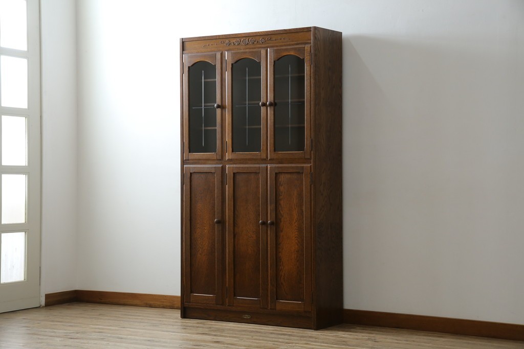 中古　カントリーハウス　10thアニバーサリー1985　収納力抜群!クラシカルな佇まいが魅力のキャビネット　(R-063142)